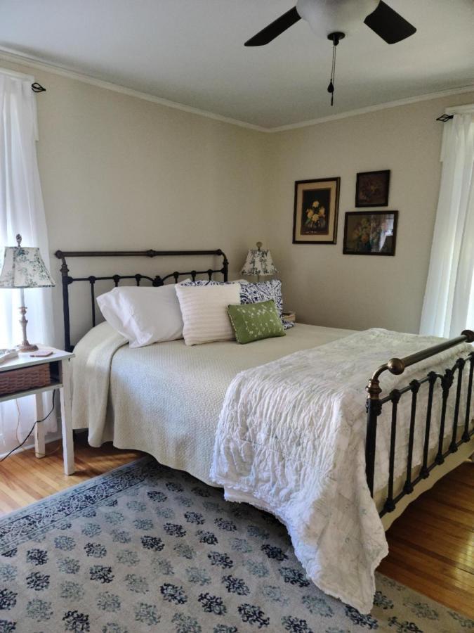 Benjamin F. Packard House Bed And Breakfast Bath Buitenkant foto
